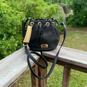 NWT michael kors jules bucket bag